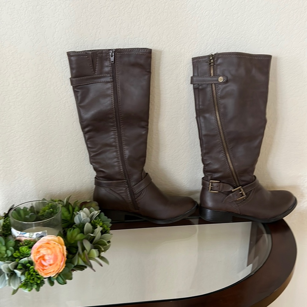Knee high boots